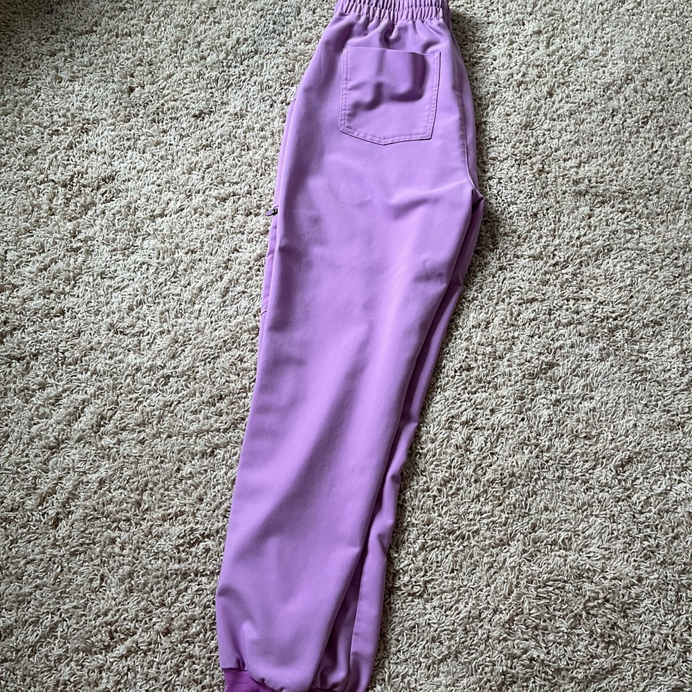 FIGS dusk joggers